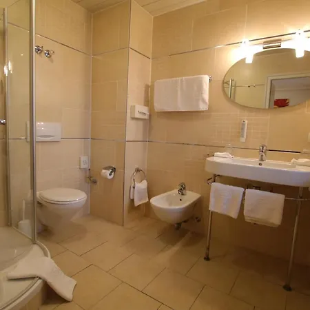מלון Angerhof Kur- Und Thermenhotel