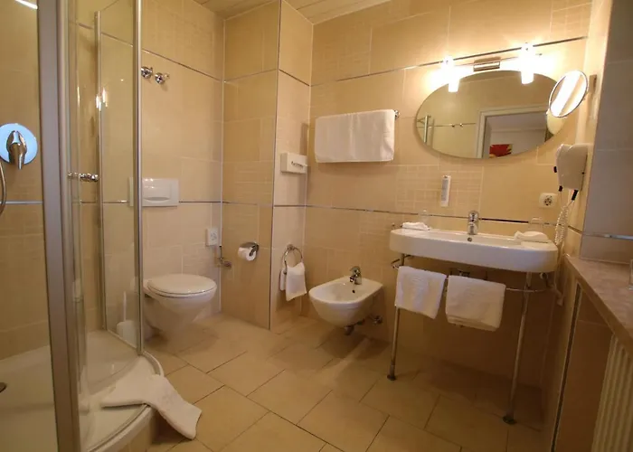 Hotel Angerhof Kur- Und Thermenhotel